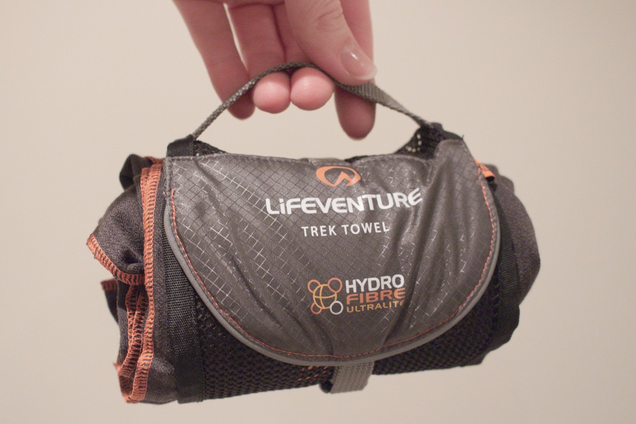 Review Lifeventure Hydrofibre Trek Towel Non Stop Destination