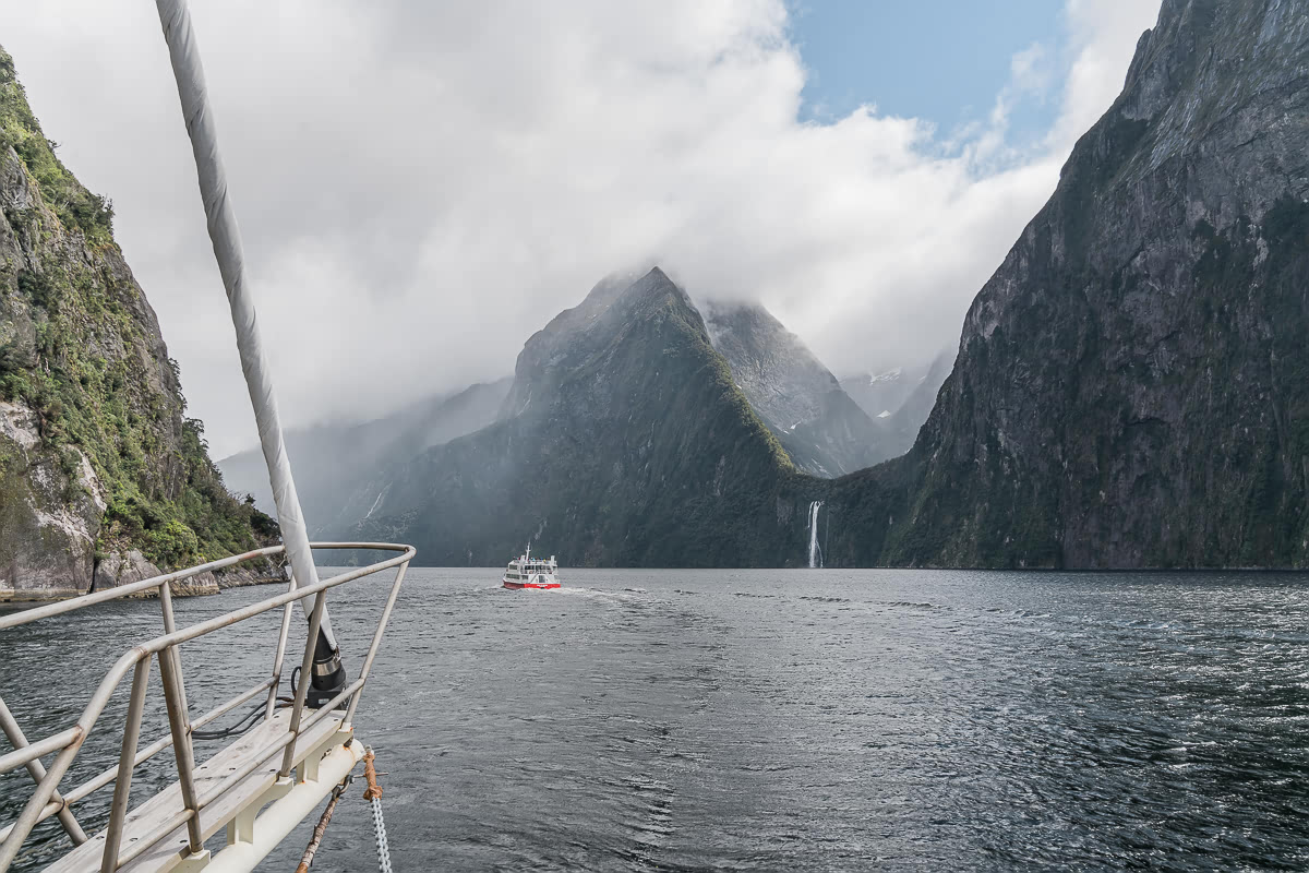 Milford Sound scenic view