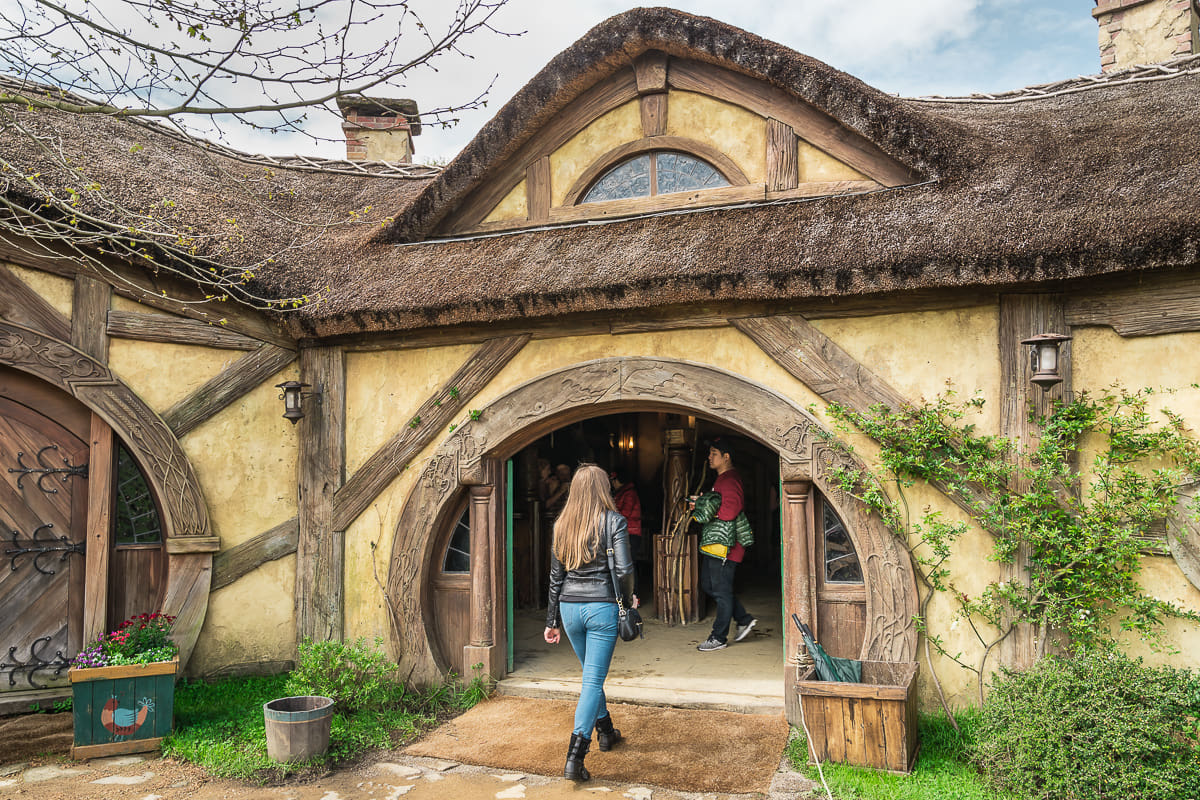 Green dragon inn Hobbiton