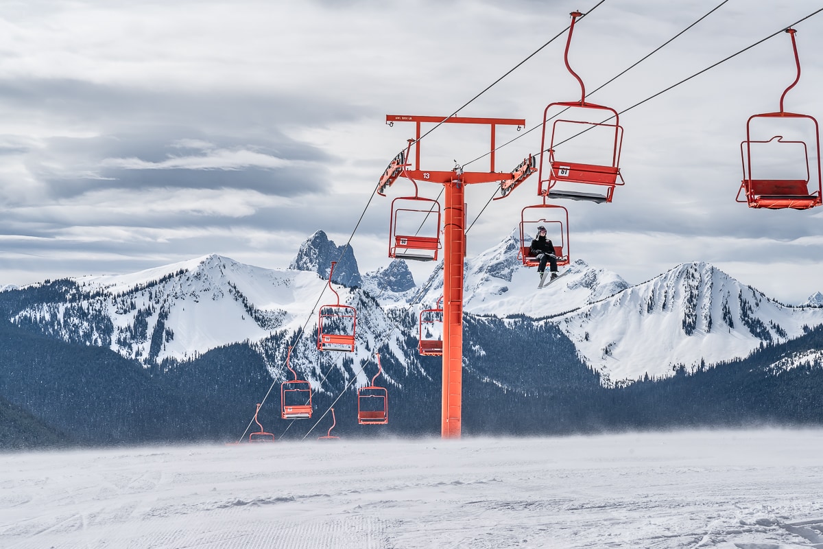 Manning Park Resort Alpine Skiing & Snowboarding - Year Round Family  Friendly Resort