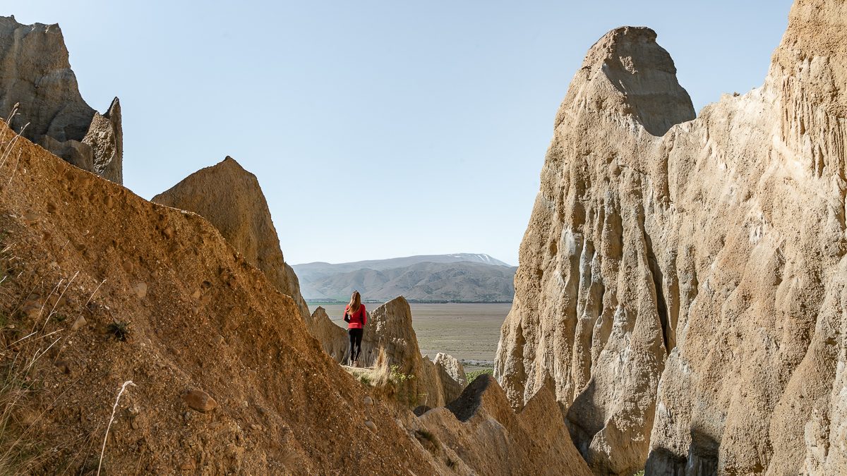 View of the Omarama Clay Cliffs nz