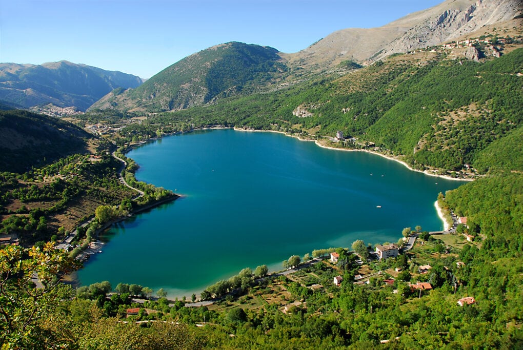 Lago di Scanno - "La Dimora di d'Annunzio"