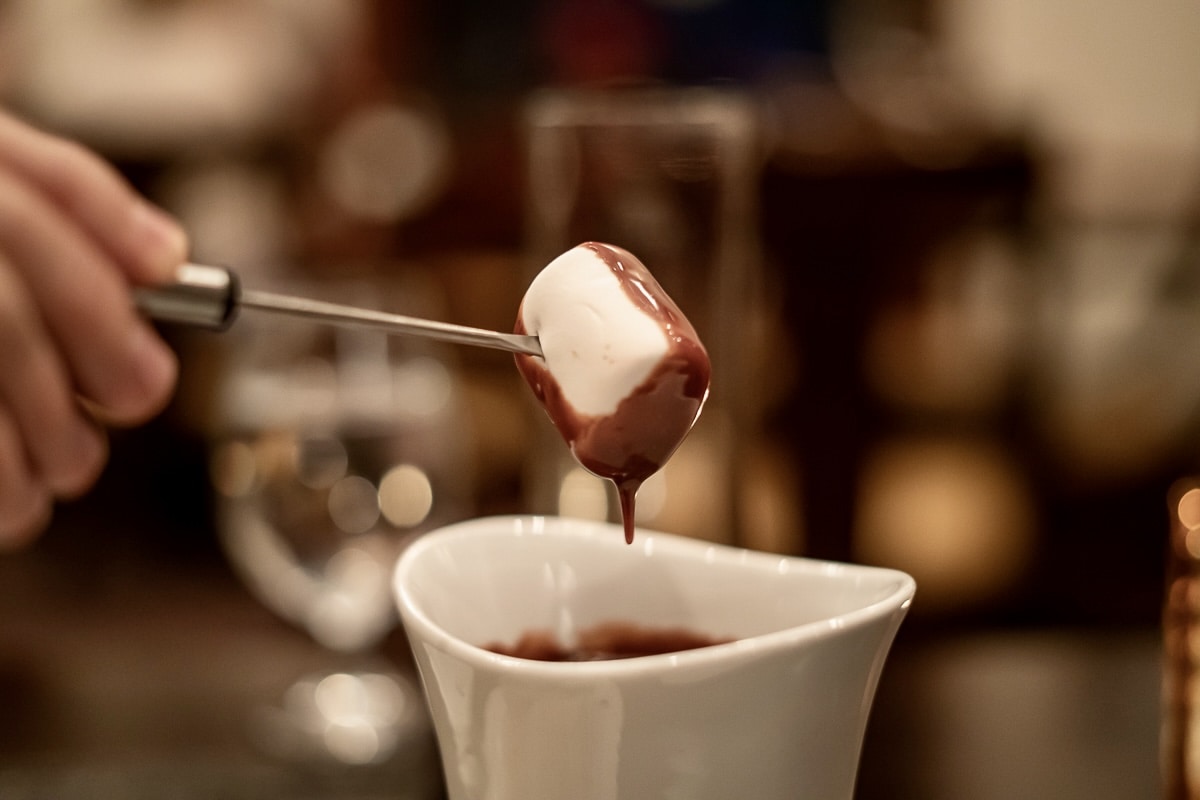 Chocolate fondue