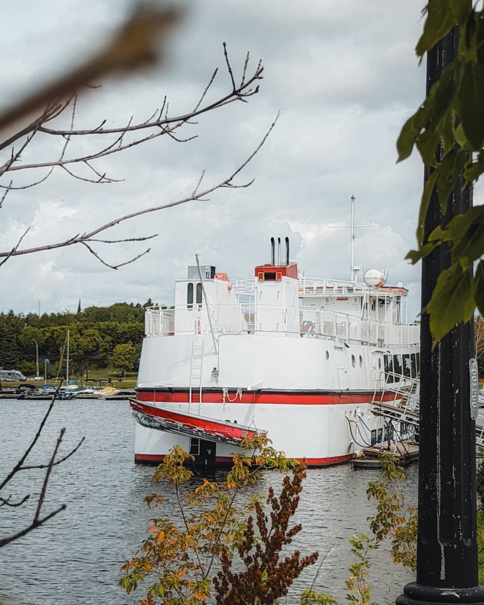 MS Kenora Lake of the Woods