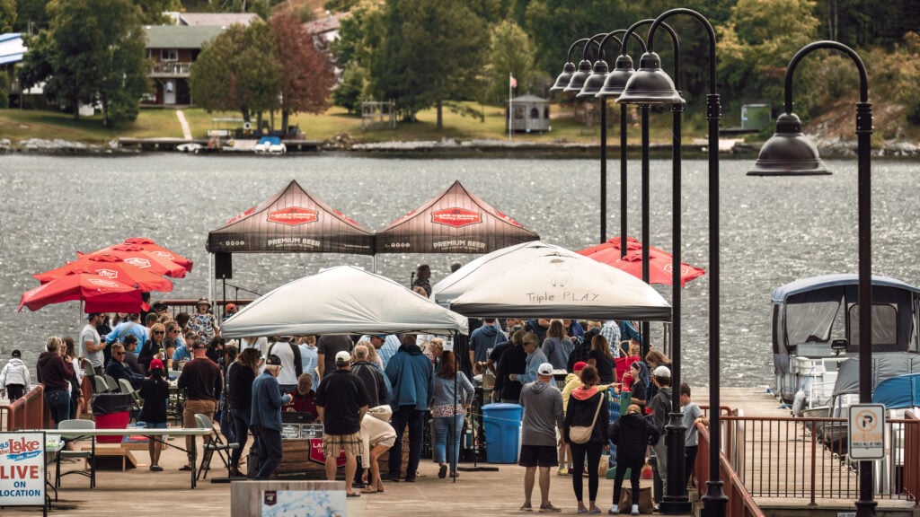 Kenora summer events Beer on the Pier 05